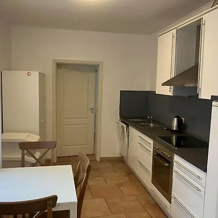 Spacieux Et Bien Equipe *