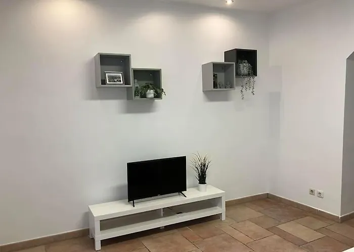 Spacieux Et Bien Equipe *